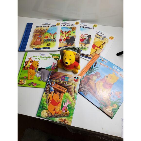 Disney's Winnie the Pooh Mixed Lot of 8 Children's Story Books w/ Plushie - Picture 1 of 5